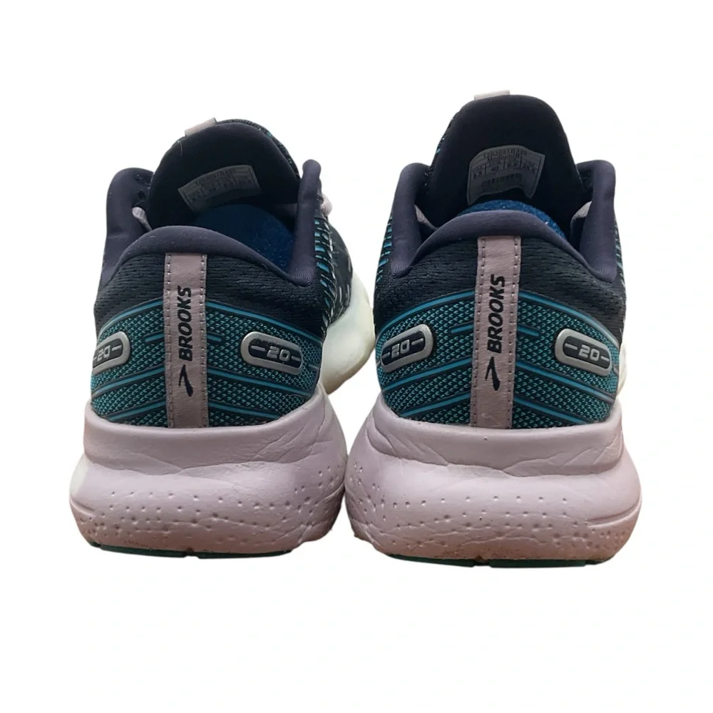 Brooks sleek navy